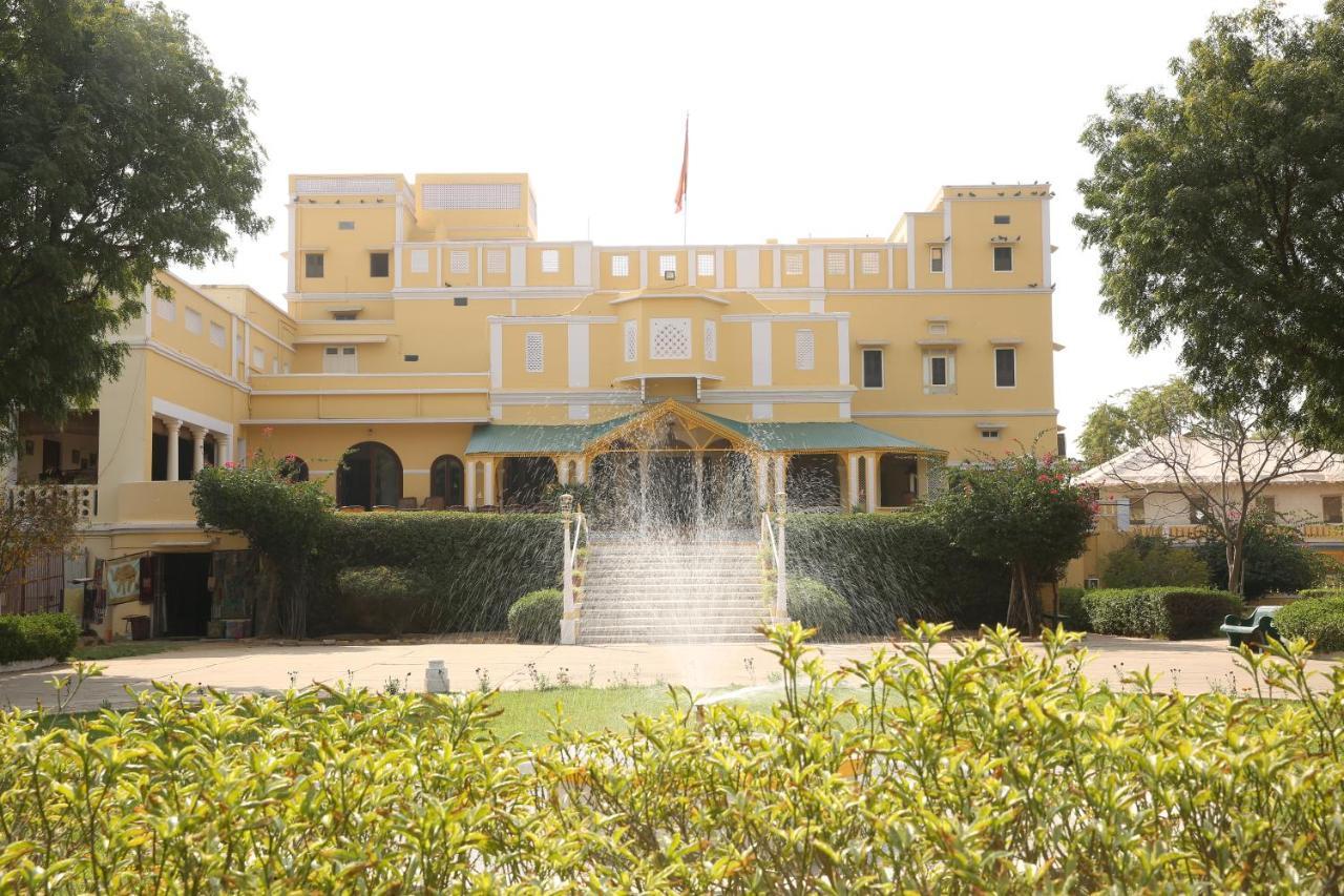 Hotel Roop Niwas Kothi, Near Mandawa à Nawalgarh Extérieur photo