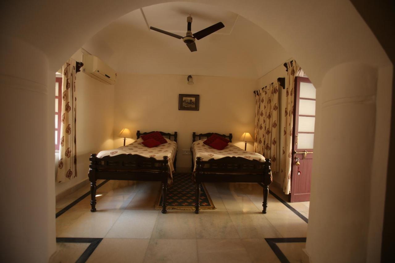Hotel Roop Niwas Kothi, Near Mandawa à Nawalgarh Extérieur photo