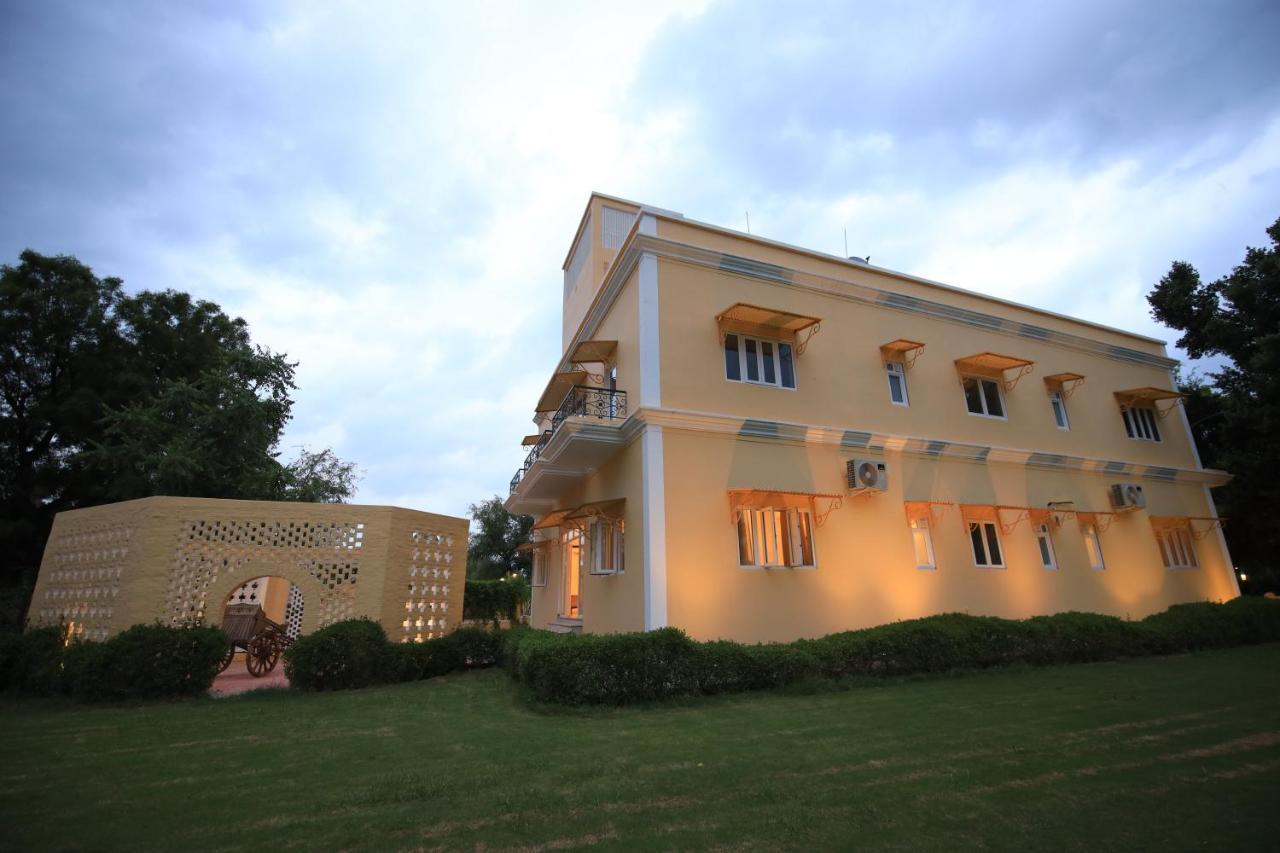 Hotel Roop Niwas Kothi, Near Mandawa à Nawalgarh Extérieur photo